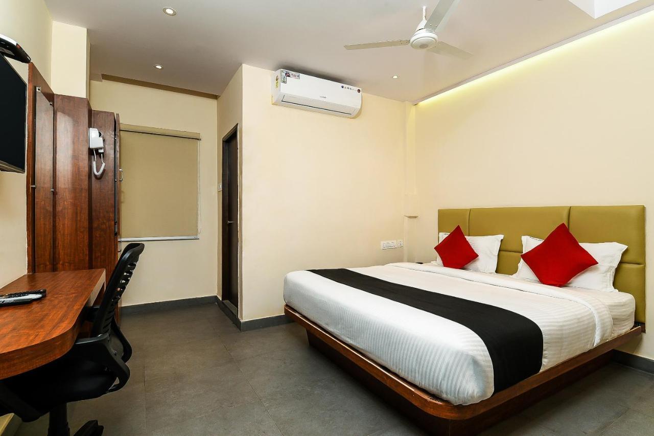 Super Capital O Siddartha Grand Hotel Vijayawāda Exterior foto