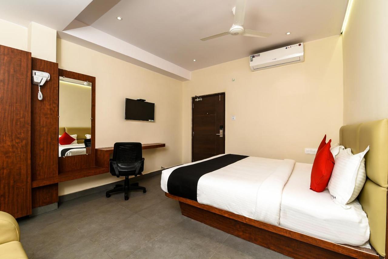 Super Capital O Siddartha Grand Hotel Vijayawāda Exterior foto